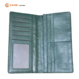 V Green Leather Long wallet